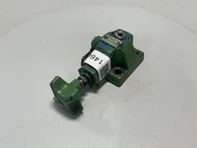 USED SPERRY VICKERS CGR02FM30