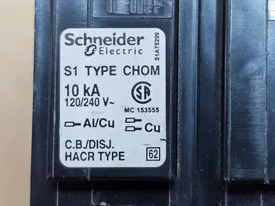 USED SCHNEIDER ELECTRIC CHOM220