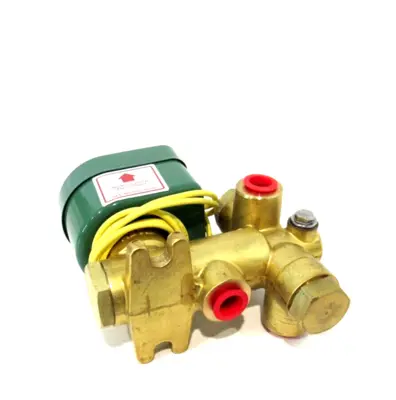 NEW ASCO 8300D061F SOLENOID VALVE 120/60