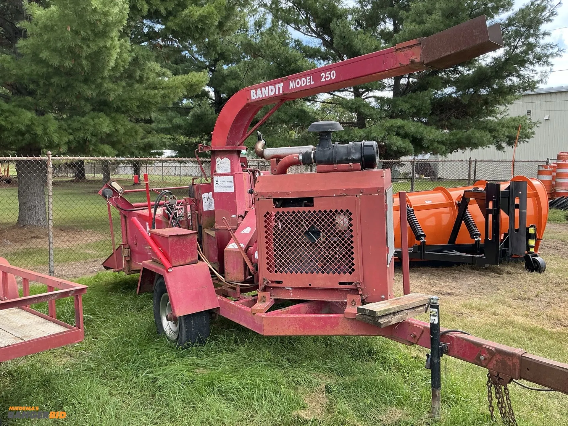 Used _UNKNOWN_ _UNKNOWN_ Brush Chippers Michigan US | Miedema Asset Management Group #1475445