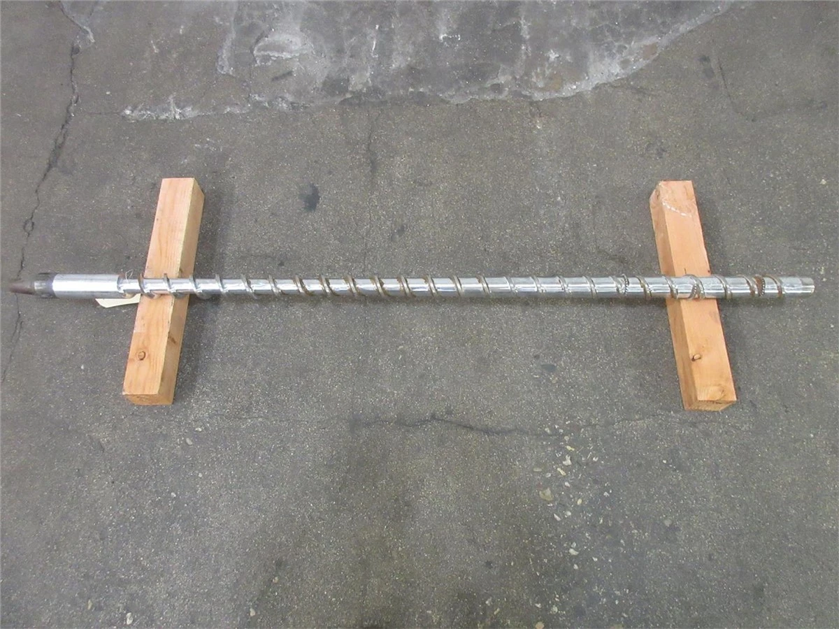 2.5" Davis Standard Extruder Screw, 24:1