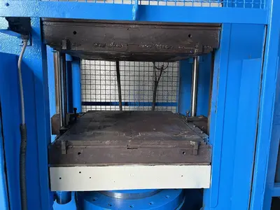 USED ZM 250 TON HEATED