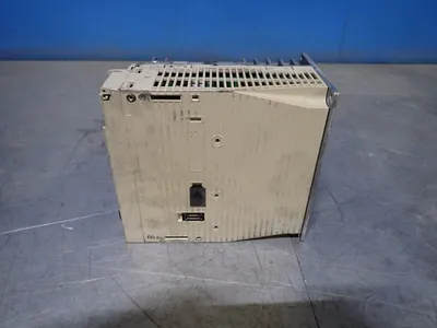 USED YASKAWA ELECTRIC SGDV3R5D01A002000
