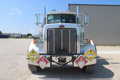 Used 2012 PETERBILT 367 Vacuum Truck Texas US | Roll Off Truck World #1491929
