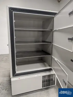 USED VWR VWR ULT Freezer, Model 5706