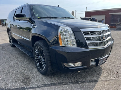 USED 2014 CADILLAC ESCALADE