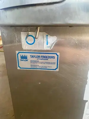 USED TAYLOR C707-33