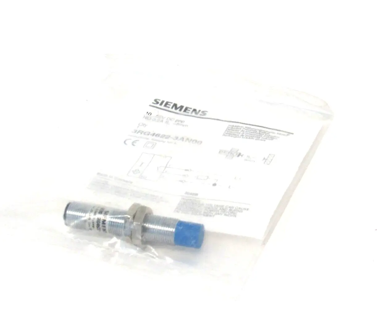 NEW SIEMENS 3RG4622-3AN00 PROXIMITY SWITCH 3RG46223AN00