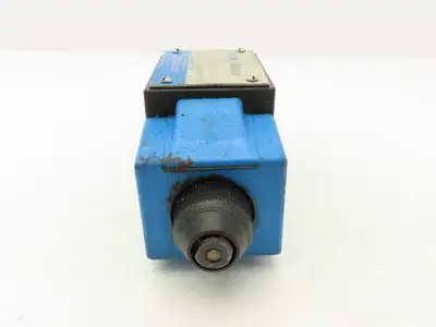 Used VICKERS _UNKNOWN_ Valves/Fittings Indiana US | Arrow Industrial #1316969