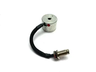 USED MAG-MATE ROUND ELECTROMAGNET, 10-32 TAP, 1" DIA, 0.75" WIDE, 24VDC, 1.4W