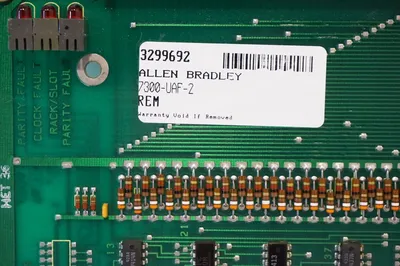 NEW ALLEN BRADLEY 7300-UAF-2 I/O BOARD 7300UAF2
