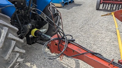 USED NEW HOLLAND 1465