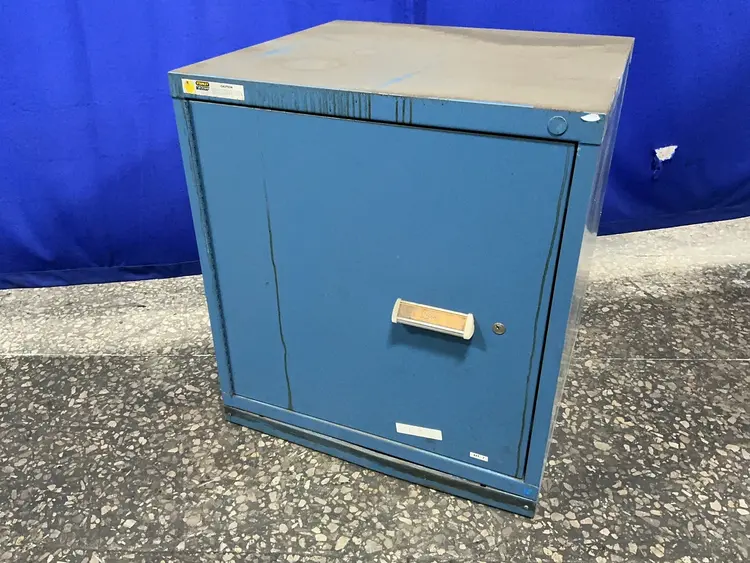 Used STANLEY VIDMAR _UNKNOWN_ Cabinets Ohio US | HGR 24 #1407630