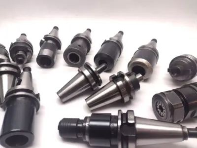 Toolholder | CNC Milling s LOT OF 15 Various - Used