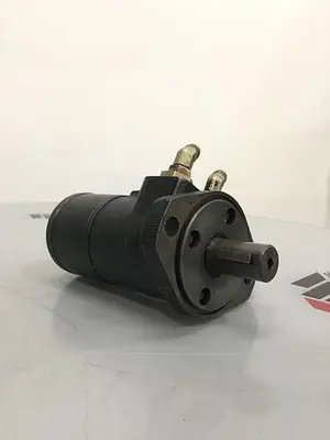 USED CHAR LYNN 101 2169 009