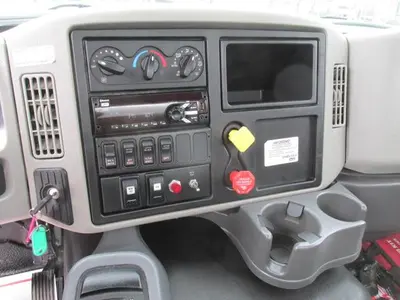 Used 2018 INTERNATIONAL 7600 Tractors & Trailers Manitoba CA | Conquest Truck & Auto Sales #1418270
