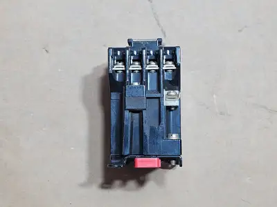 Used TELEMECANIQUE CA2-DN140 Switchgears British Columbia CA | Lenmark #1438528