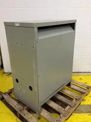 USED SOLA ELECTRIC 4HD-QT-220