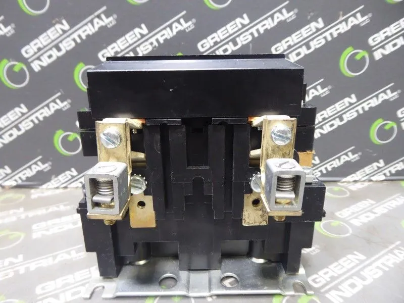 Telemecanique A102D Starter 600VAC MAX 25HP NEMA 2 New