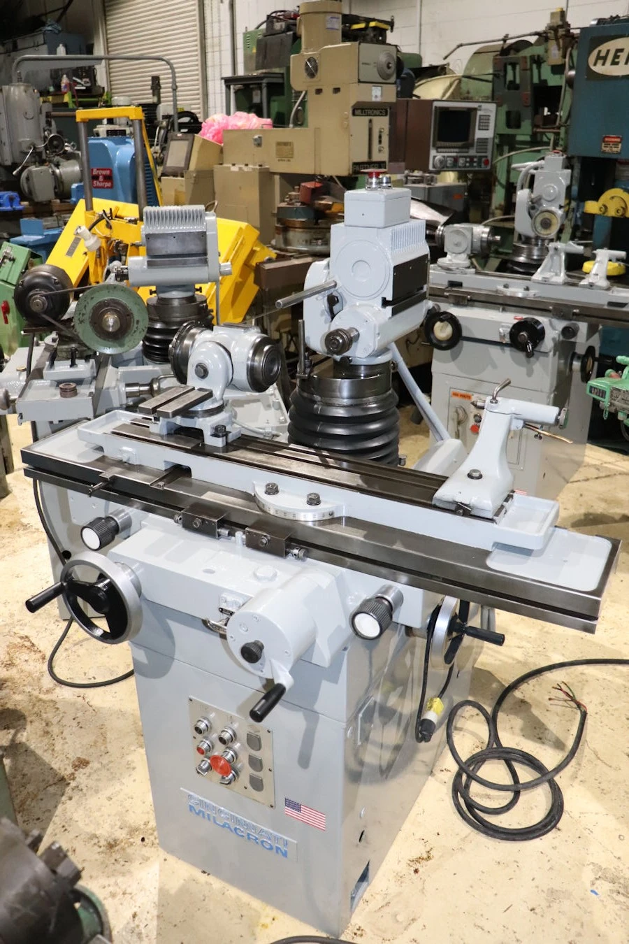 Cincinnati Milacron Tool & Cutter Grinder
