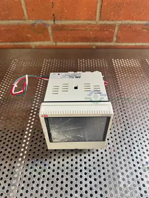 Used ABB SCREENMASTER RVG200 TOUCHSCREEN PAPERLESS RECORDER Electronics & Components California US | Equipment Lab #1424383