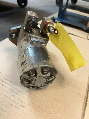 Used CHAR-LYNN _UNKNOWN_ Hydraulic and Pneumatic Motors Ohio US | Surplus Asset Holdings #1547653
