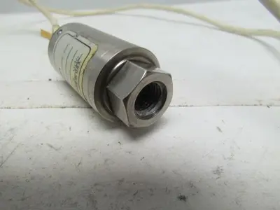 Sensotec LV/8183-04 Amplified Pressure Transducer 0-150 PSI 1/4" NPT