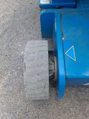 USED 2017 Genie Z-34/22N