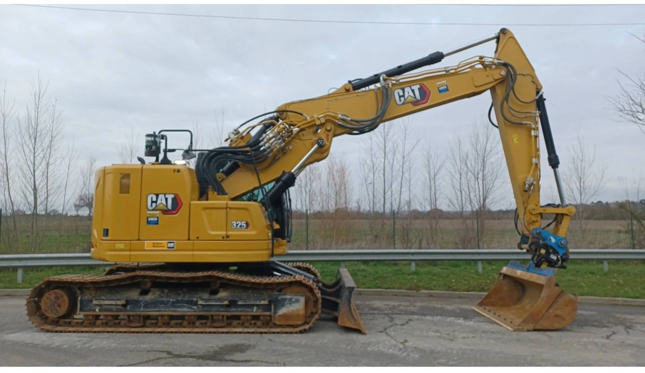 USED 2020 Caterpillar 325