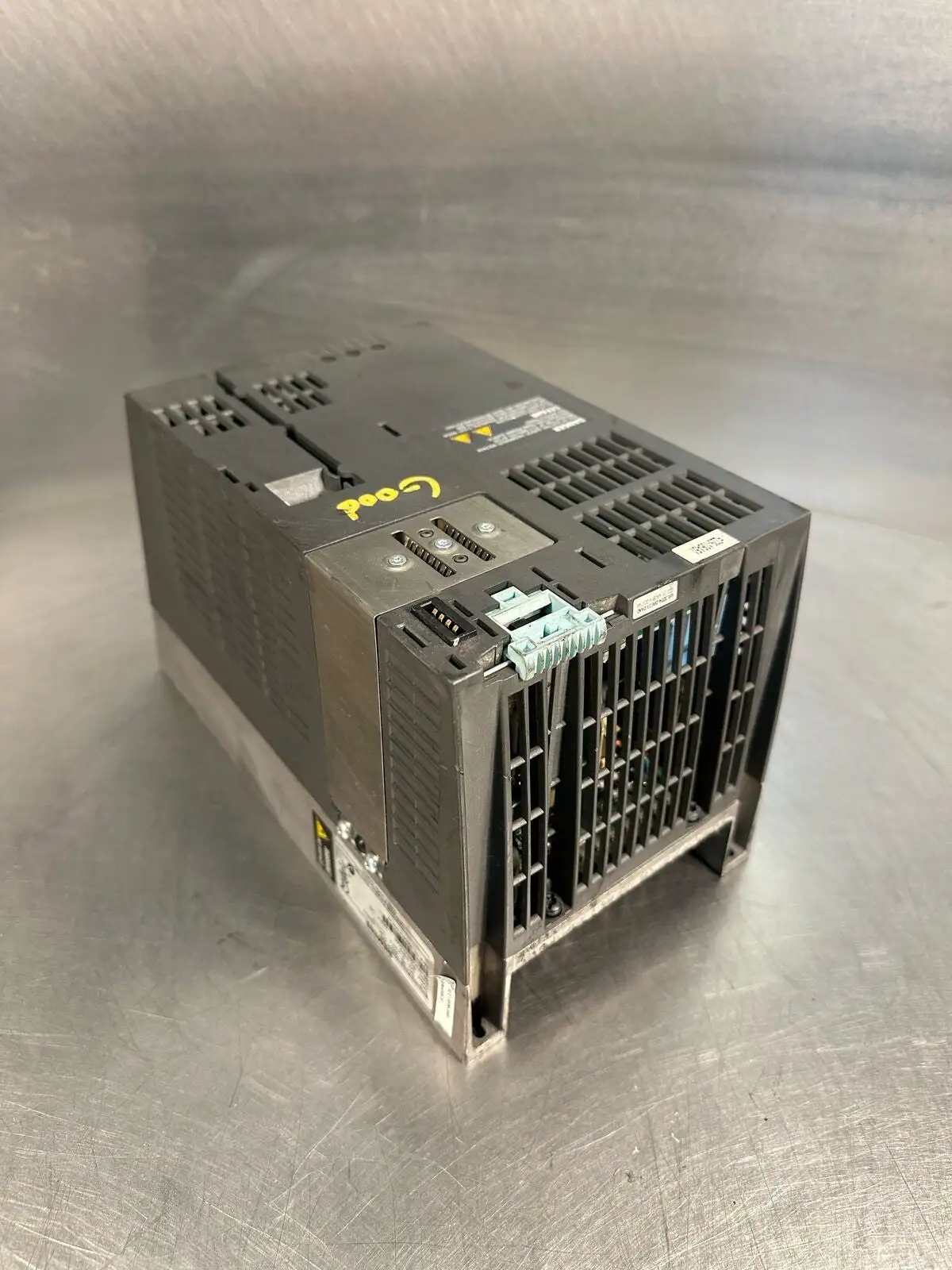 Siemens Sinamics Power Module 240 6SL3224-0BE23-0AA0 3kW VFD 380-480V(8.5.2)