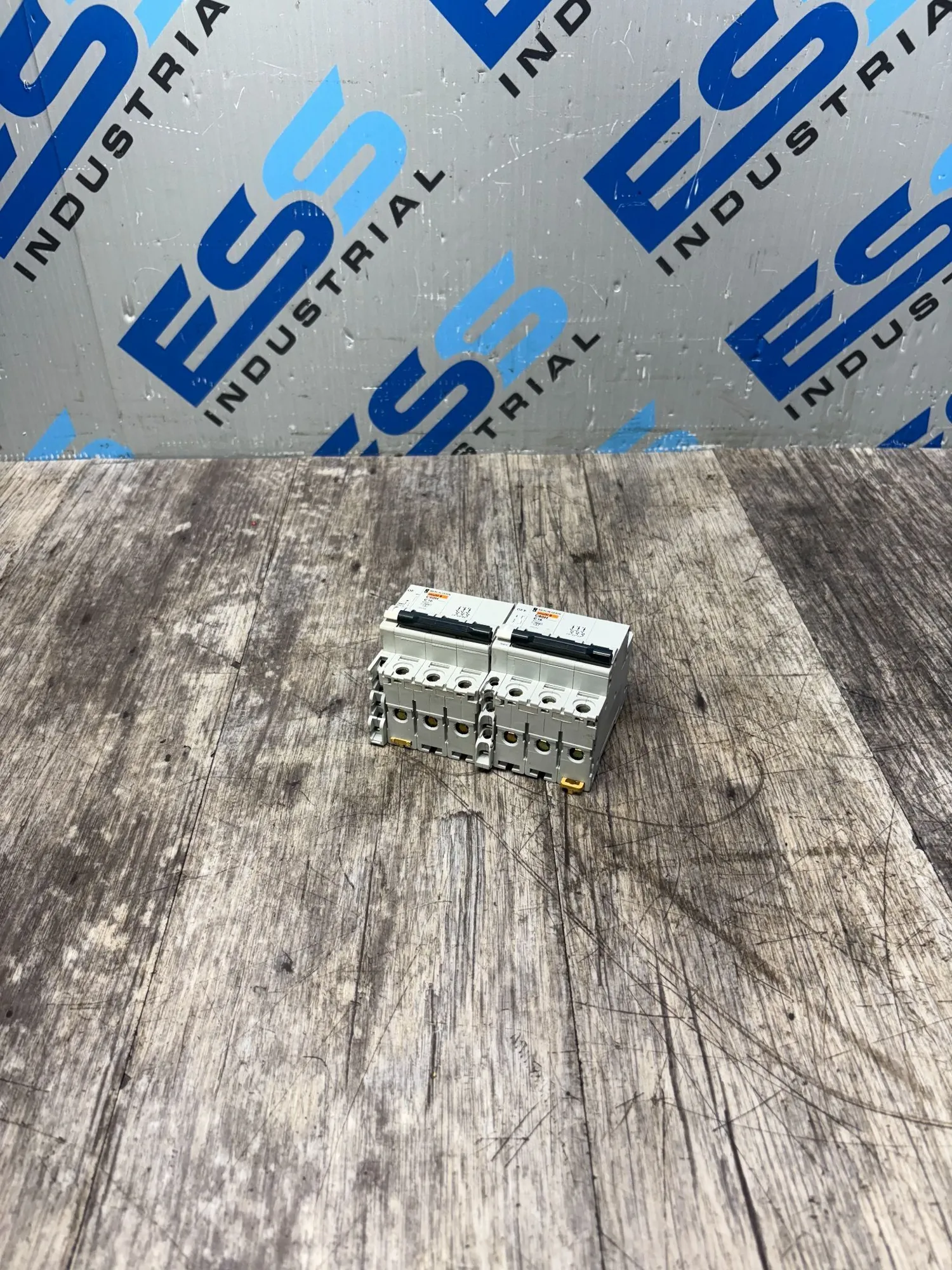 Used Merlin Gerin MULTI 9 C60H C16 Misc Electrical & Power Parts South Carolina US | ESS Industrial Equipment Sales #1407773