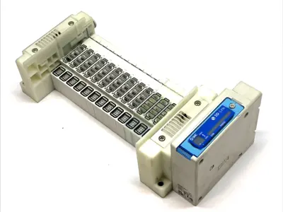USED SMC 14‑STATION MANIFOLD BASE PLUG‑IN CONNECTOR