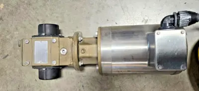 STOBER K102WGD0200MR140/050F SPEED REDUCER Baldor Reliance VSSEWDM3538