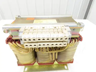 Siemens 6SN1111-0AA00-0BB1 Transformer 21kVA 440/480V Primary 400V Secondary