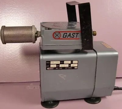 Used GAST DOA-158 Process Vacuum Texas US | Bamko Surplus Process Equipment #936460