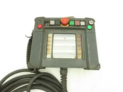 Idec HG2R-SS62BH-MK1260 Robot Teach Pendant Display Unit With E-Stop & Cord