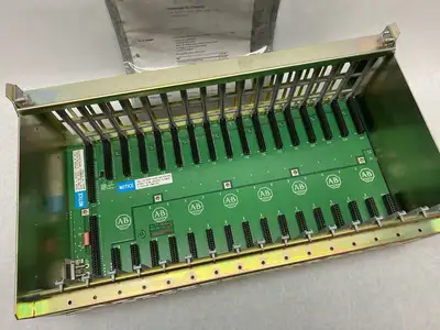 USED ALLEN-BRADLEY SER. B 16-SLOT CHASSIS RACK MODULE