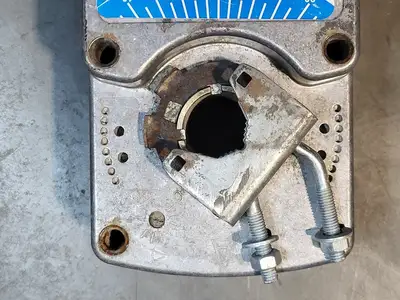 USED JOHNSON CONTROLS M9220-BAC-3
