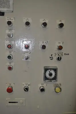 USED 1984 WILLIAMS & WHITE 5