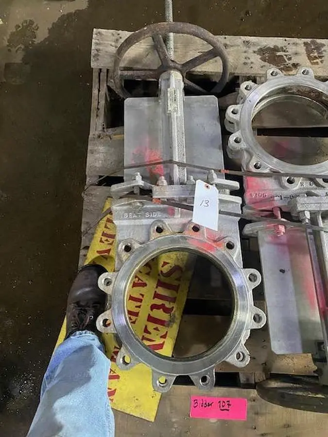 Used HILTON VALVE 10" Pump & Valve Parts Pennsylvania US | Global Equipment International, LLC #1340985
