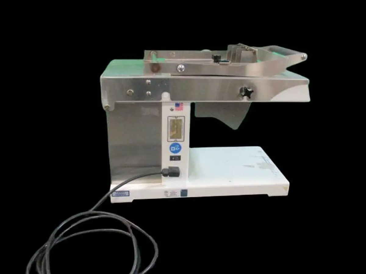USED OLIVER 738