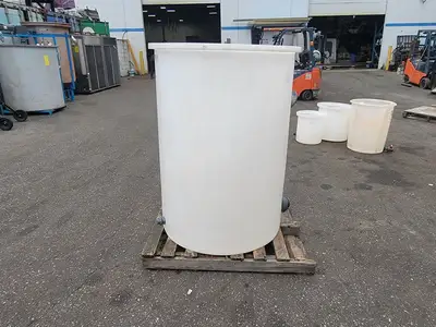 4 x Plastic Tanks