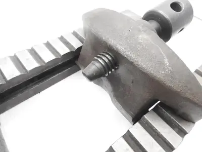 Used AZAIE PRESS VISE Misc Industrial Equipment Kentucky US | Aucto #686922