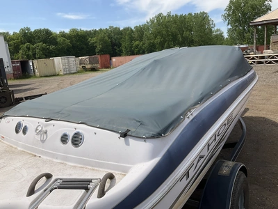 USED 2006 TAHOE TRACKER
