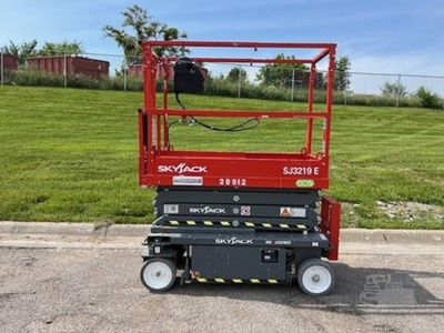 USED 2022 Skyjack SJ3219E