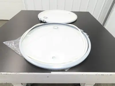 Uline H-1593 Replacement Steel Lid 55 Gallon Drum Bolt Ring Seal White Lot of 2