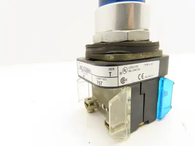 Allen Bradley 800T-QT24BAV Blue Illuminated Pushbutton 30mm