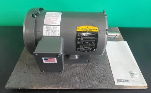 NEW Baldor M3556T-8