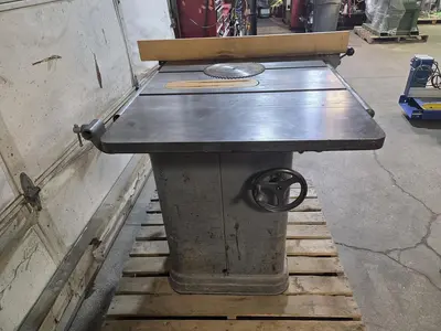 USED DELTA  / ROCKWELL 10" UNISAW