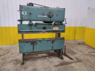 25 TON X 6' WYSONG MODEL #2572 MECHANICAL PRESS BRAKE: STOCK #23464